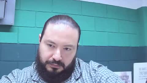 Snapshot of alextambet chatting on November 24, 2025, 1:00 pm alextambet online show from November 24, 2025, 1:00 pm