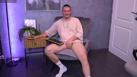 Alex online show from July 15, 2026, 5:56 am