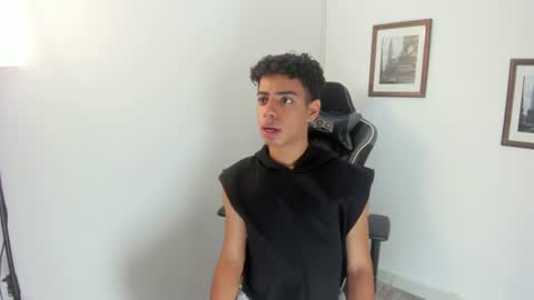Snapshot of alexx_cum18 chatting on July 5, 2026, 1:51 pm alexx_cum18 online show from July 5, 2026, 1:51 pm