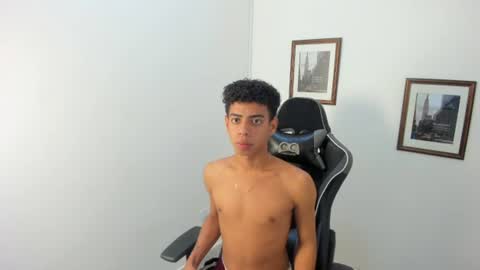 Snapshot of alexx_cum18 chatting on July 7, 2026, 8:18 am alexx_cum18 online show from July 7, 2026, 8:18 am