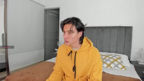 Alexxander Hall online show from October 12, 2025, 10:53 pm