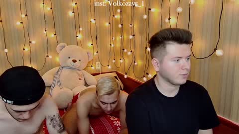 AlexDimaIgor online show from December 9, 2024, 7:50 pm