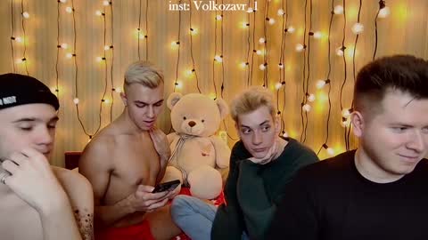 AlexDimaIgor online show from December 10, 2024, 5:55 pm