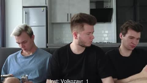 AlexDimaIgor online show from October 6, 2025, 1:52 pm