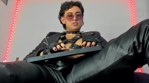 Alexander online show from November 5, 2025, 4:23 am