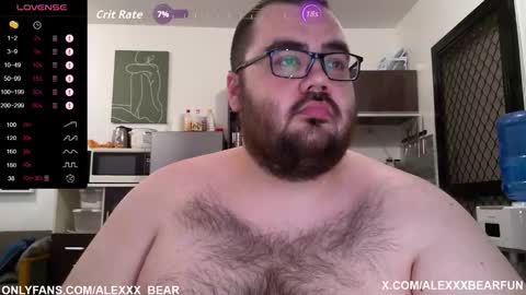 Snapshot of alexxxbear chatting on October 27, 2025, 9:41 pm alexxxbear online show from October 27, 2025, 9:41 pm