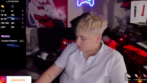 Snapshot of alexxxmorris chatting on October 28, 2025, 7:12 am ALEXXX MORRIS online show from October 28, 2025, 7:12 am