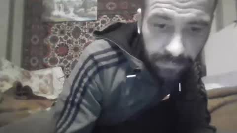 alferezsolvajo online show from April 3, 2026, 8:40 pm