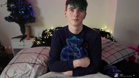 Snapshot of alfiegreenxxx chatting on December 4, 2024, 11:24 pm Alfie Green online show from December 4, 2024, 11:24 pm