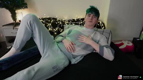 Snapshot of alfiegreenxxx chatting on December 11, 2024, 11:21 pm Alfie Green online show from December 11, 2024, 11:21 pm