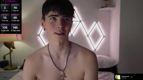 Snapshot of alfiegreenxxx chatting on September 20, 2025, 10:11 pm Alfie Green online show from September 20, 2025, 10:11 pm