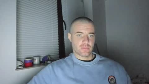 alfiesolomons87 online show from February 12, 2025, 8:29 pm