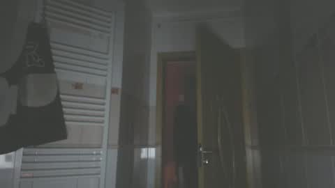 alfiesolomons87 online show from April 7, 2026, 6:08 pm