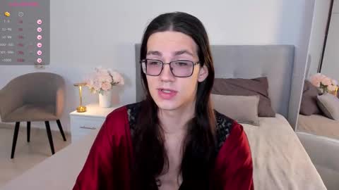 Alfreda online show from September 25, 2025, 9:57 am