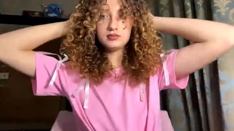 Snapshot of alfredaspagnolo chatting on November 16, 2025, 2:55 pm Tatiana online show from November 16, 2025, 2:55 pm