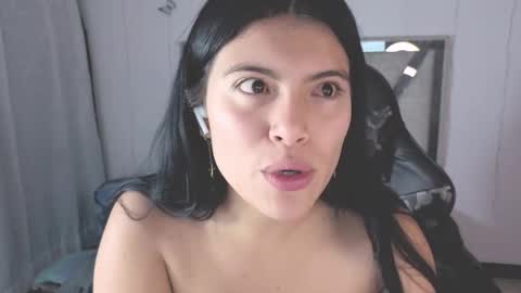 Carolina Join The Fan Club  online show from October 25, 2025, 1:46 am