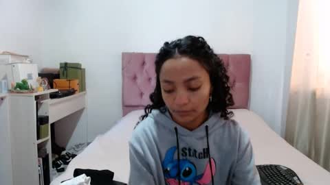 Snapshot of alia054 chatting on September 16, 2025, 12:28 pm Alia online show from September 16, 2025, 12:28 pm