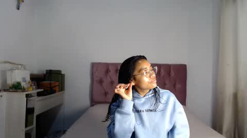 Snapshot of alia054 chatting on September 27, 2025, 1:38 pm Alia online show from September 27, 2025, 1:38 pm