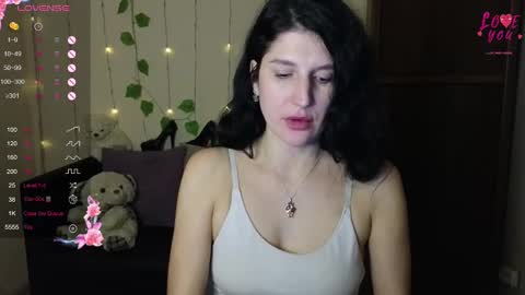 Alianna online show from March 12, 2025, 9:44 am