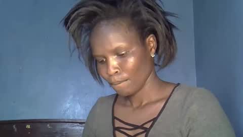 alic_crazy online show from November 23, 2025, 11:10 am