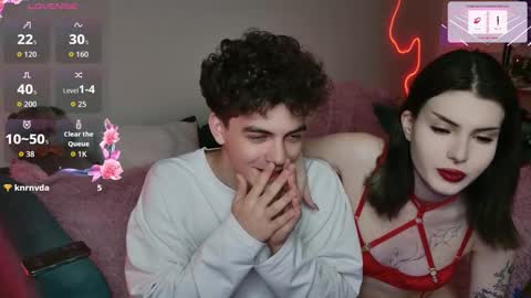 Snapshot of alice118james chatting on October 9, 2025, 12:41 am alice and james online show from October 9, 2025, 12:41 am