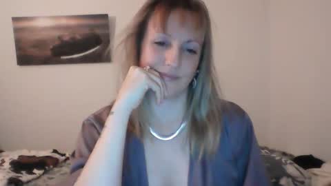 Snapshot of alice8363 chatting on January 2, 2025, 4:35 pm Alice online show from January 2, 2025, 4:35 pm