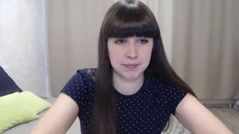 alice_59 online show from March 6, 2025, 1:24 pm