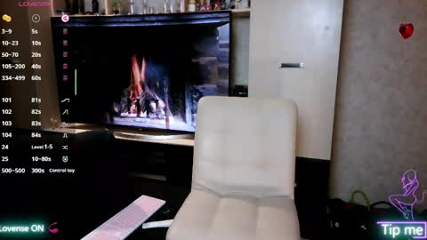 Snapshot of alice_69_sochi chatting on June 7, 2026, 9:35 am Alice 69 Sochi online show from June 7, 2026, 9:35 am