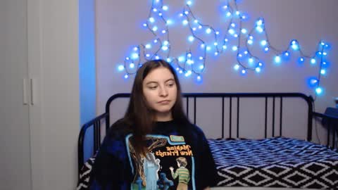 Alice online show from December 1, 2024, 7:47 pm