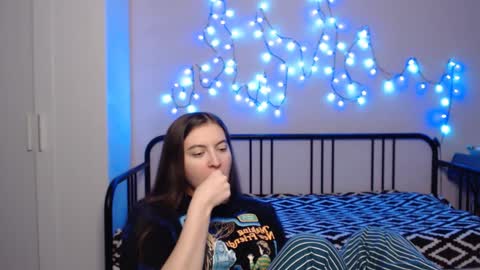 Alice online show from December 11, 2024, 6:52 pm