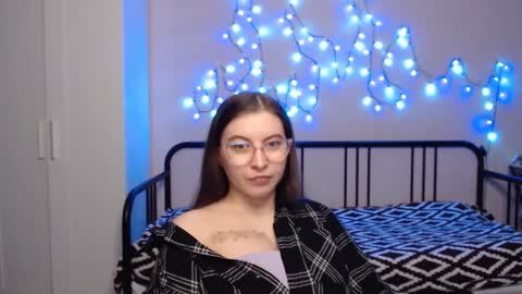 Alice online show from December 12, 2024, 7:15 pm