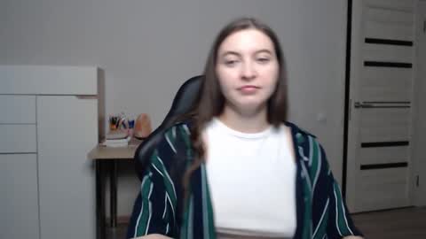 Alice online show from March 9, 2025, 4:33 pm