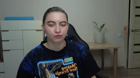 Alice online show from April 7, 2026, 4:57 am