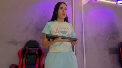 Alice Susan online show from June 5, 2026, 11:27 am