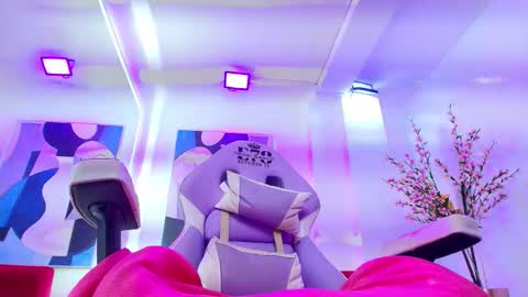 Alice  online show from November 22, 2025, 3:16 am