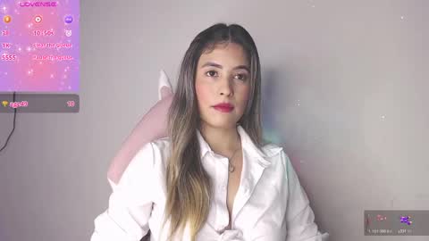 Snapshot of alice_cespedes chatting on May 6, 2026, 10:15 pm alice_cespedes online show from May 6, 2026, 10:15 pm