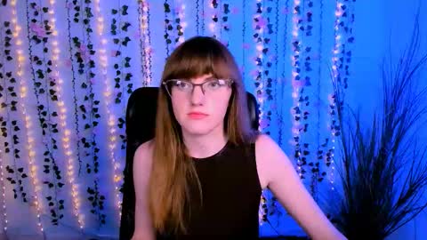 Snapshot of alice_cold chatting on October 13, 2025, 9:04 pm alice_cold online show from October 13, 2025, 9:04 pm