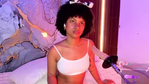 Mey online show from September 22, 2025, 10:34 pm