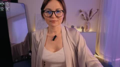 alice_eva online show from May 5, 2026, 12:13 pm