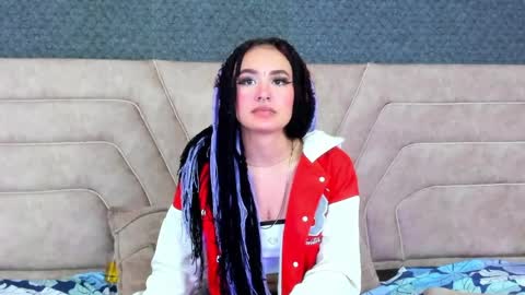 alice foxred online show from April 2, 2026, 7:55 pm