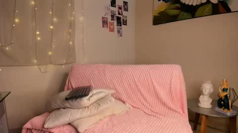 ALICE    Alice guzman online show from February 12, 2025, 11:20 pm