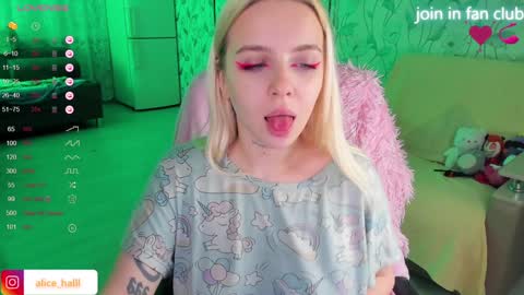 alice_halle online show from December 2, 2024, 7:16 pm