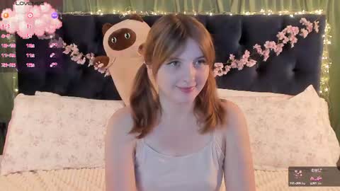 Snapshot of alice_langley chatting on August 9, 2026, 11:15 am Alice 3 online show from August 9, 2026, 11:15 am