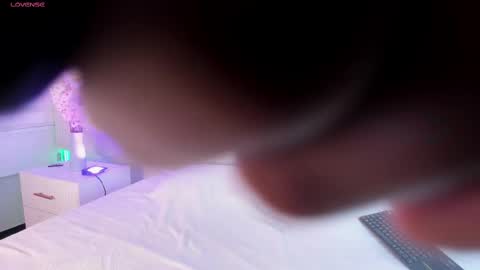 alice_lodge online show from March 5, 2025, 2:57 am