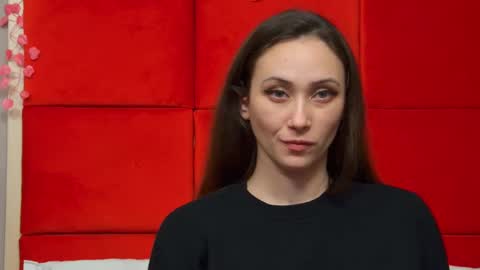 AliceMunro online show from February 25, 2025, 3:20 am