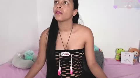 alice_parkerx online show from June 24, 2026, 10:47 am