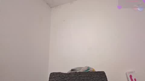 alice_parkerx online show from July 28, 2026, 11:05 am