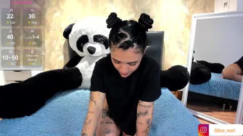 Alice  online show from October 7, 2025, 3:47 am