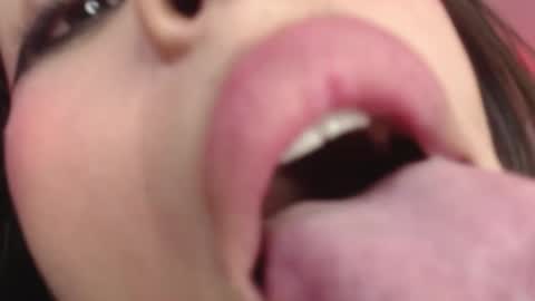 Snapshot of alice_sofia chatting on January 29, 2025, 9:39 pm Sofia online show from January 29, 2025, 9:39 pm