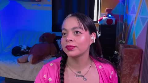 Alice online show from November 4, 2025, 5:01 pm